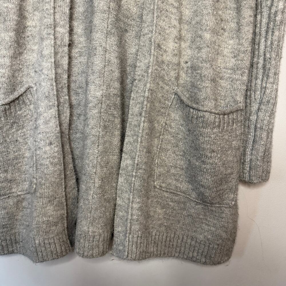 Abercrombie & Fitch Gray Open Front Pocket Cardigan Sweater - Size XS - Picture 3 of 8